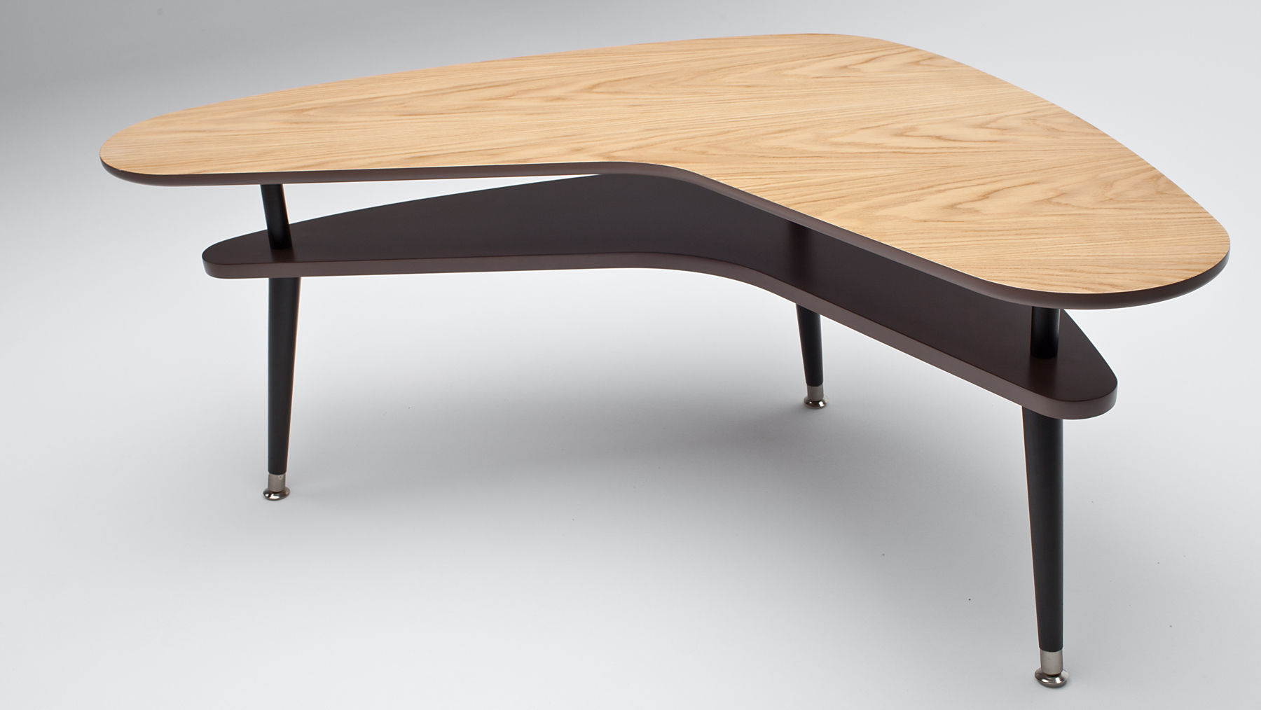 Журнальные столики, WOODI WOODI 现代客厅設計點子、靈感 & 圖片 邊桌與托盤