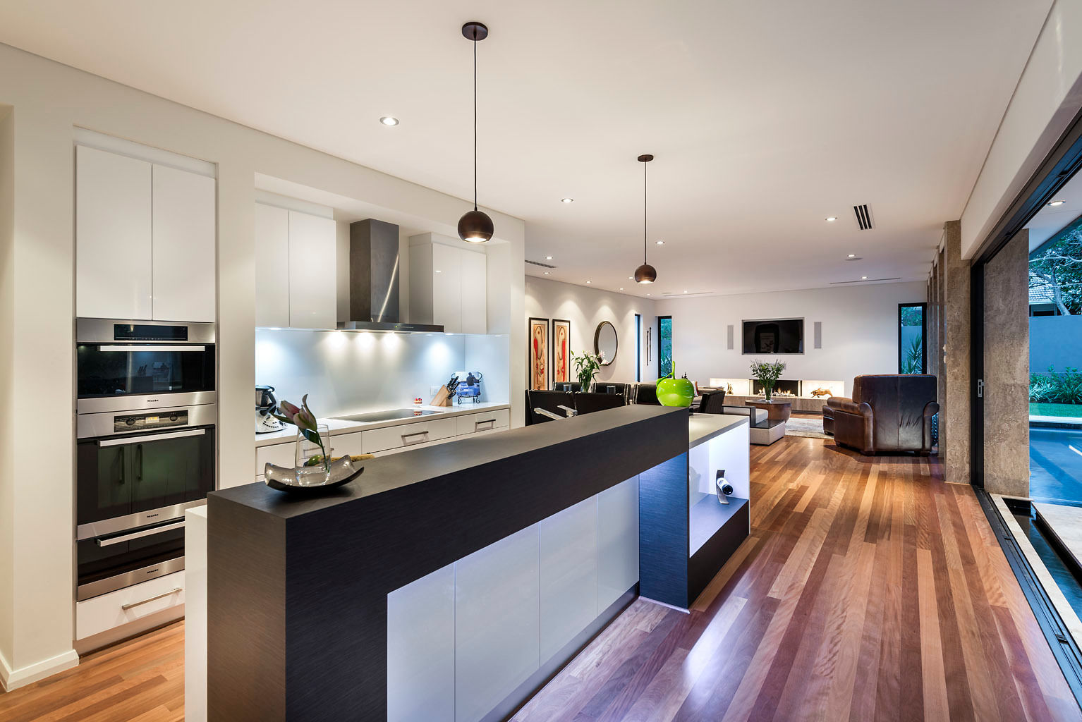 Floreat Residence Moda Interiors Cozinhas modernas