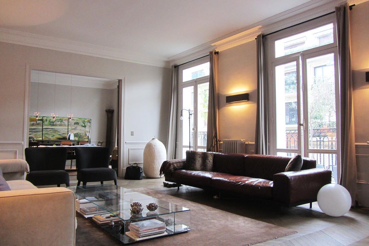 Appart Paris 16, Roque Intérieurs Roque Intérieurs Minimalist living room