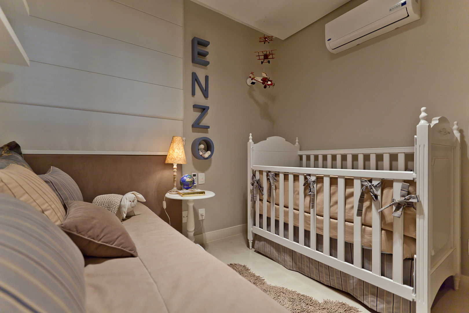 901, IE Arquitetura + Interiores IE Arquitetura + Interiores Nursery/kid’s room