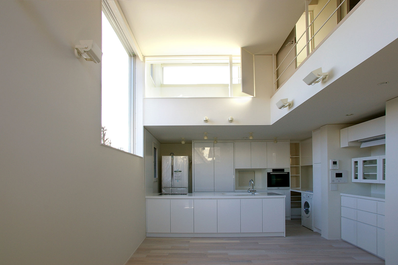 House I, 森吉直剛アトリエ/MORIYOSHI NAOTAKE ATELIER ARCHITECTS 森吉直剛アトリエ/MORIYOSHI NAOTAKE ATELIER ARCHITECTS Kitchen