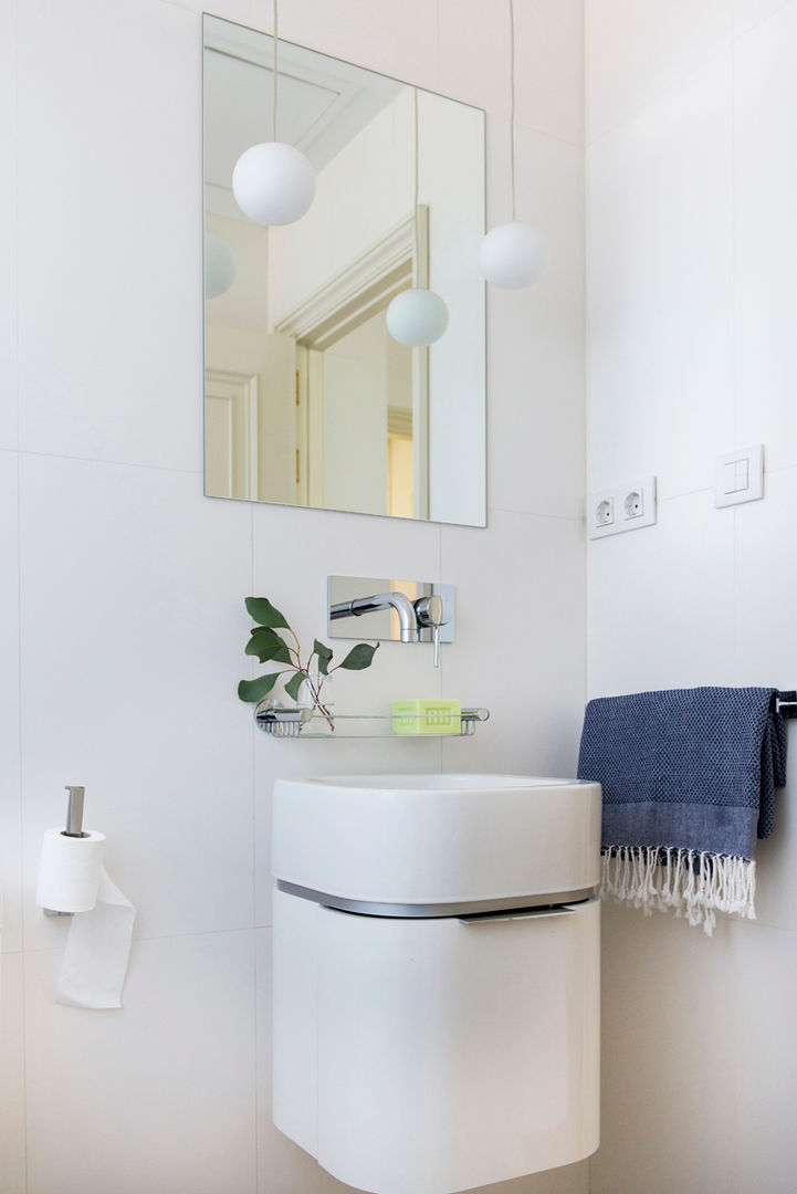 Vivienda zona Acacias, Madrid, nimú equipo de diseño nimú equipo de diseño 現代浴室設計點子、靈感&圖片