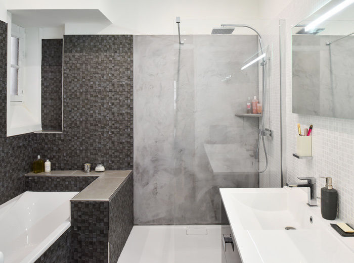 homify Modern bathroom