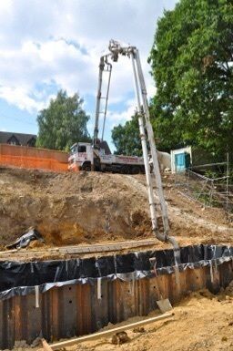 Camilia Cottage - During the build Hampshire Design Consultancy Ltd. Rustykalny ogród