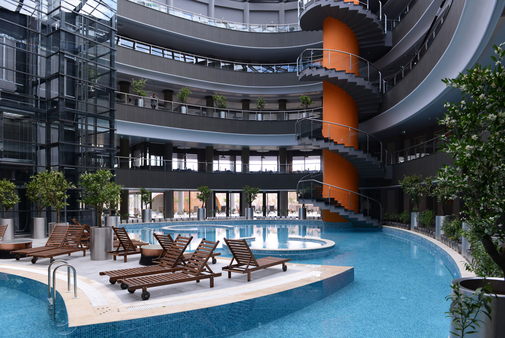 Doga Thermal & Spa Hotel, Unlimited Design Unlimited Design Внутренний сад Озеленение