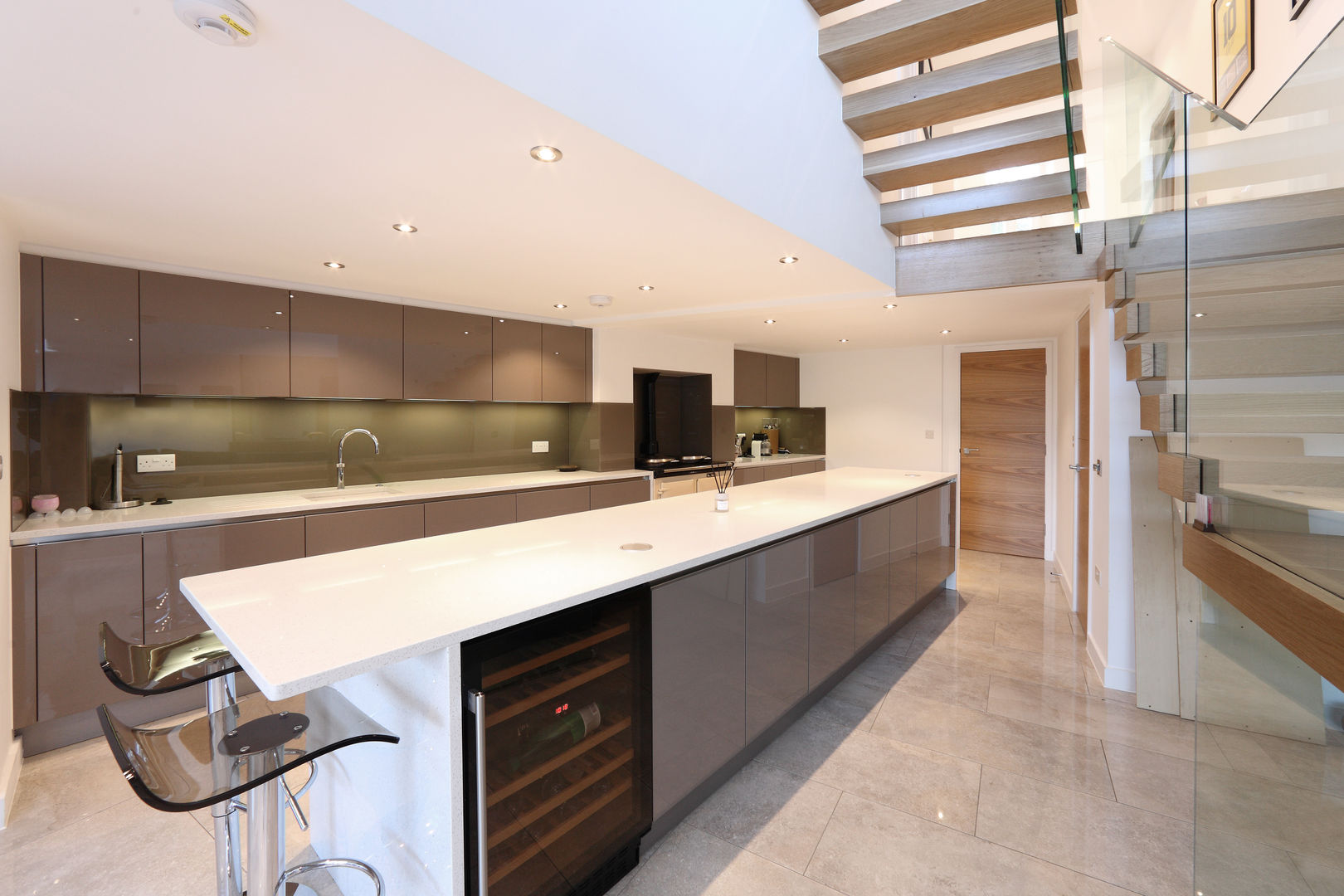 Tolmers Park, Tye Architects Tye Architects Modern Kitchen