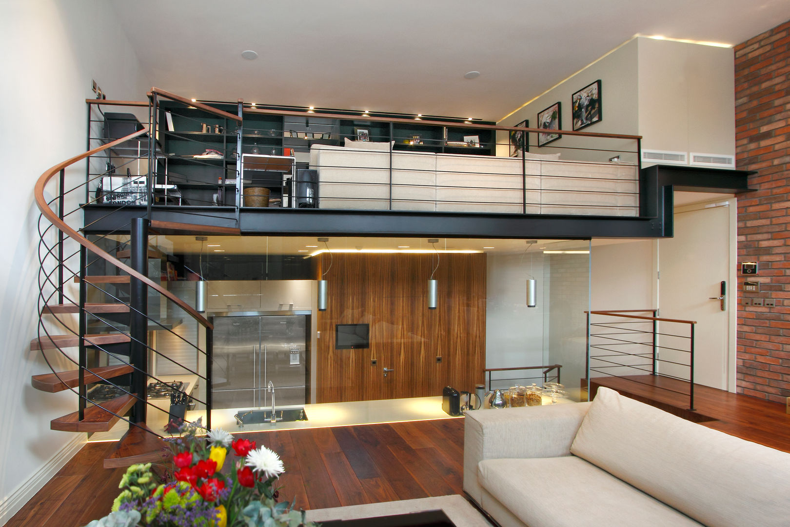 Open Plan Kitchen with Glass Wall , Elan Kitchens Elan Kitchens Moderne keukens