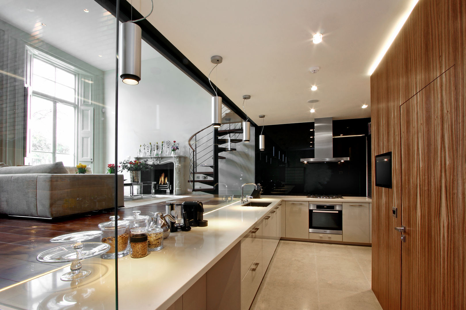 Open Plan Kitchen with Glass Wall , Elan Kitchens Elan Kitchens Cocinas modernas: Ideas, imágenes y decoración