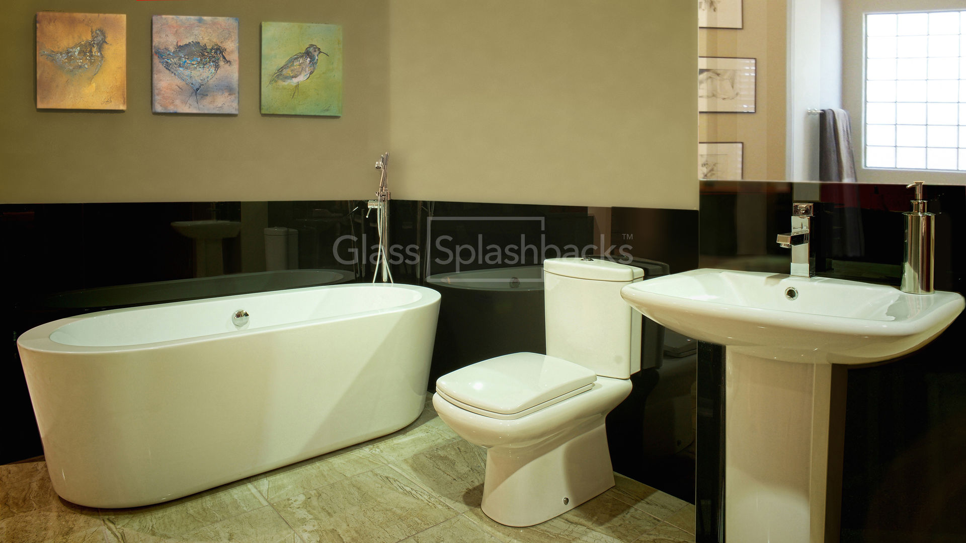 Art Deco Inspired Bathroom Featuring Black Glass Splashbacks DIYSPLASHBACKS Minimalist style bathrooms