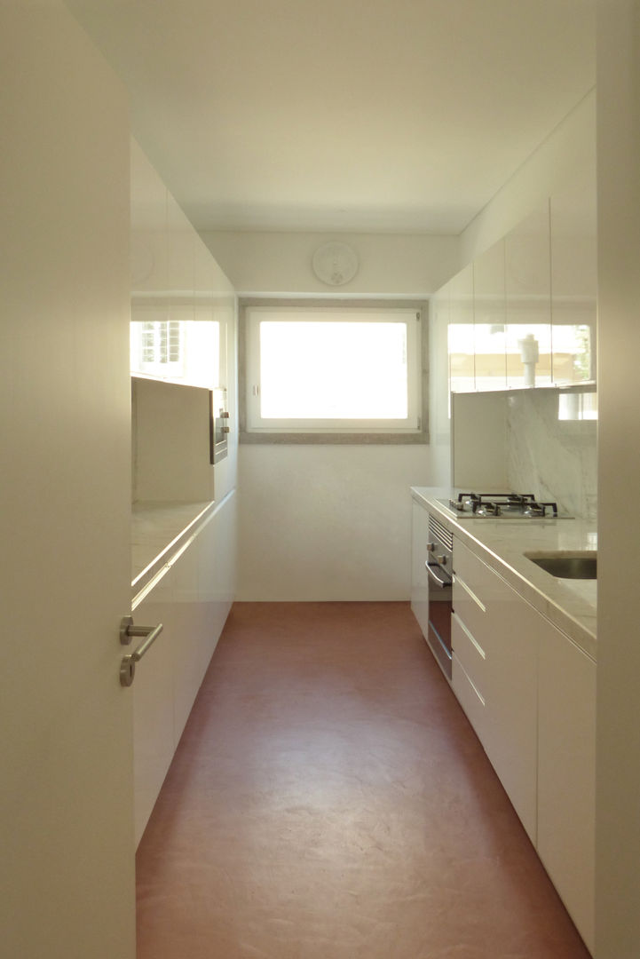 Apartamento na Av. Roma, Atelier da Calçada Atelier da Calçada 現代廚房設計點子、靈感&圖片