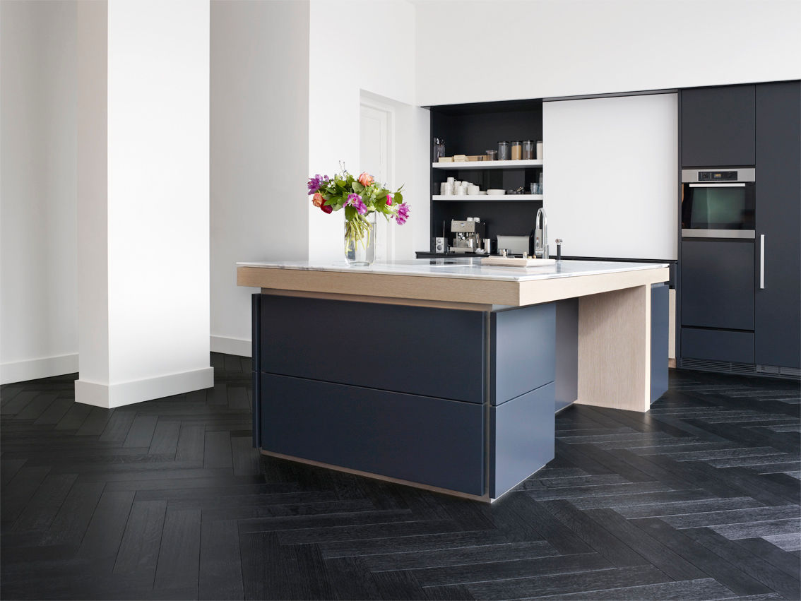 Leefruimte in parket, Nobel flooring Nobel flooring Cuisine moderne