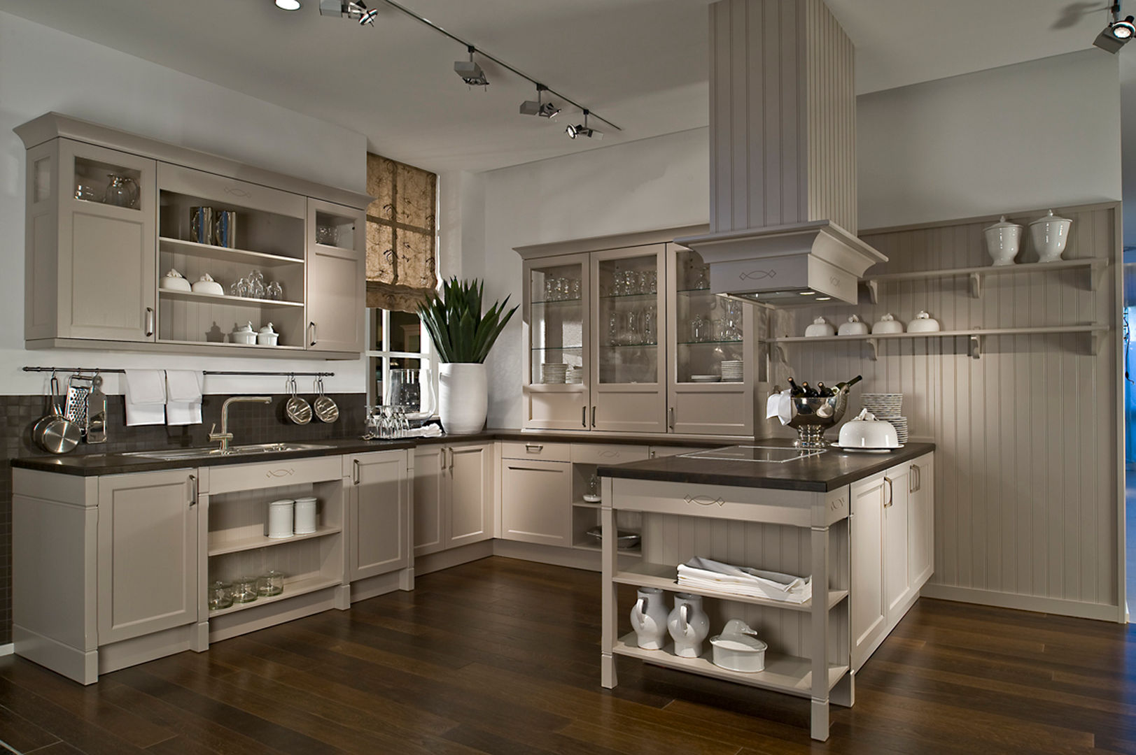 Cashmere painted wood kitchen LWK London Kitchens مطبخ