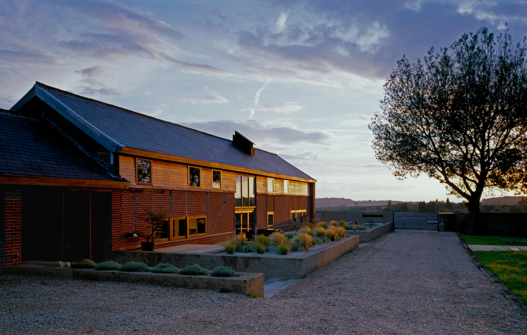 The Long Barn, Tye Architects Tye Architects منازل