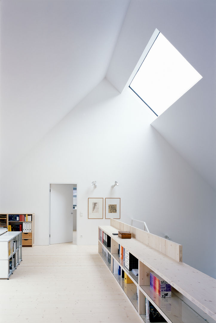 Haus Bernhard, Bohn Architekten GbR Bohn Architekten GbR مكتب عمل أو دراسة