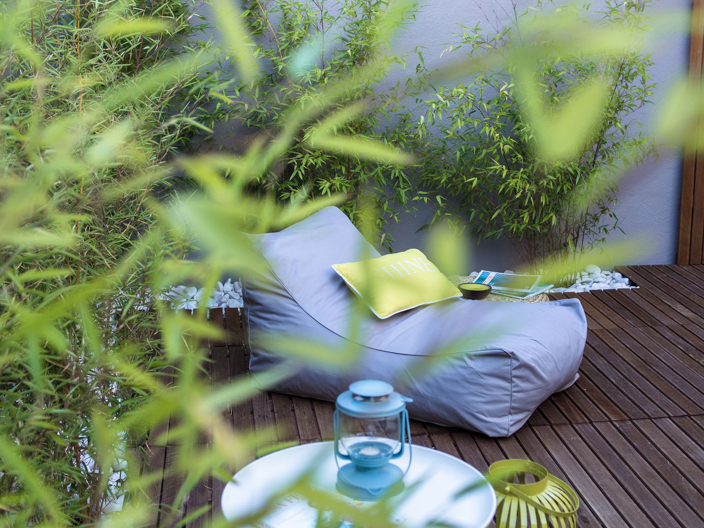 Bamboo Terrace - Sintra, MUDA Home Design MUDA Home Design Rustieke tuinen