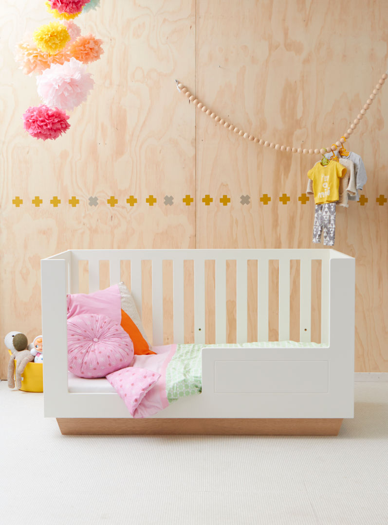 collectie LEUK, ukkepuk meubels ukkepuk meubels Dormitorios infantiles minimalistas Camas y cunas