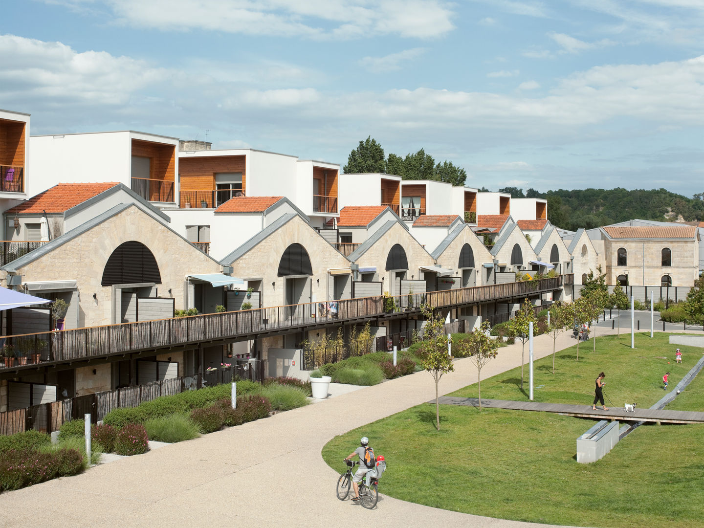 Les Maisons Avec un Style: Village Bacalan, Leclercq Associés Leclercq Associés Modern Evler