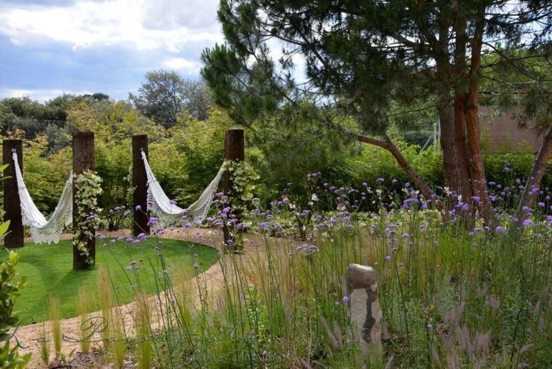 Jardin del estanque, La Paisajista - Jardines con Alma La Paisajista - Jardines con Alma Jardines de estilo mediterráneo