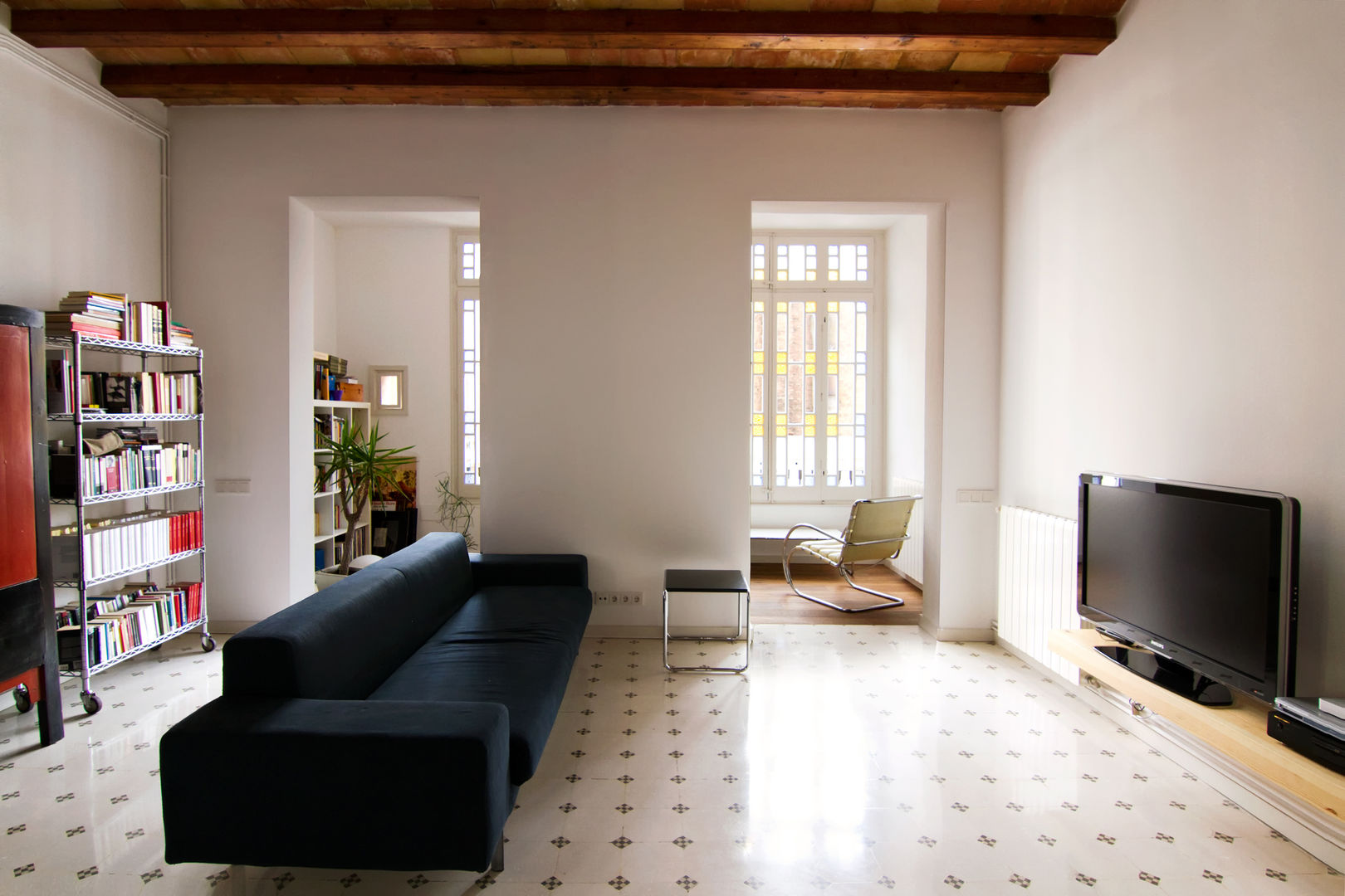 Casa AD - Barcelona, IF arquitectos IF arquitectos Eclectische woonkamers