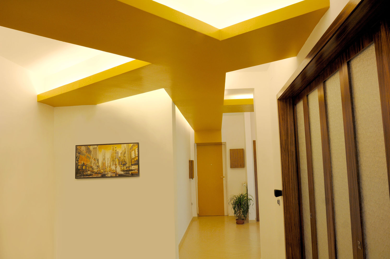 Casa Mele, Eccellenze Italia ® Eccellenze Italia ® Modern corridor, hallway & stairs