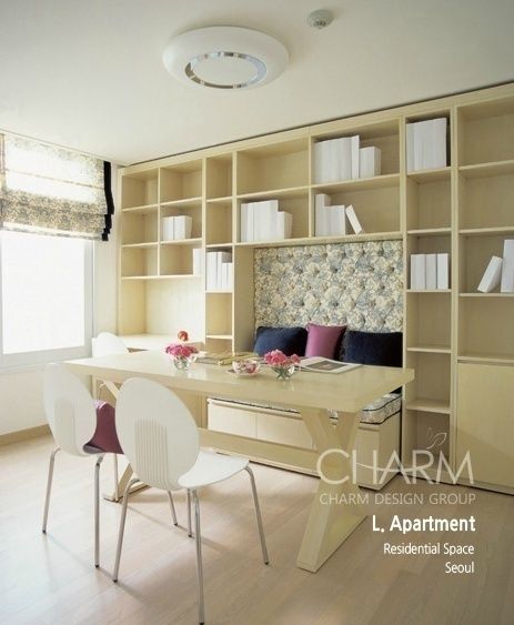 가족을 위한 L 아파트, 참공간 디자인 연구소 참공간 디자인 연구소 Oficinas y bibliotecas de estilo moderno
