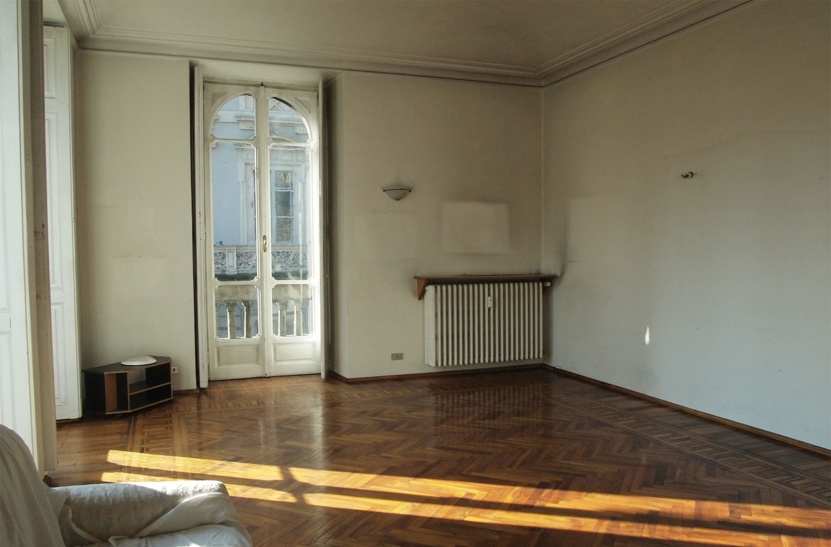 Home staging: appartamento nel centro di Torino, RE.DE.sign STUDIO RE.DE.sign STUDIO