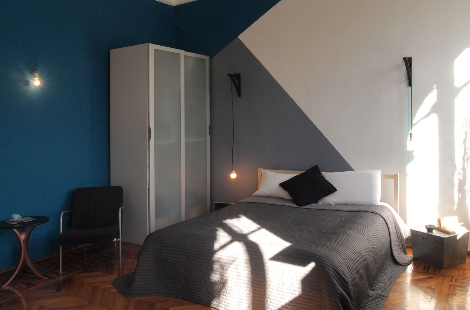 Home staging: appartamento nel centro di Torino, RE.DE.sign STUDIO RE.DE.sign STUDIO