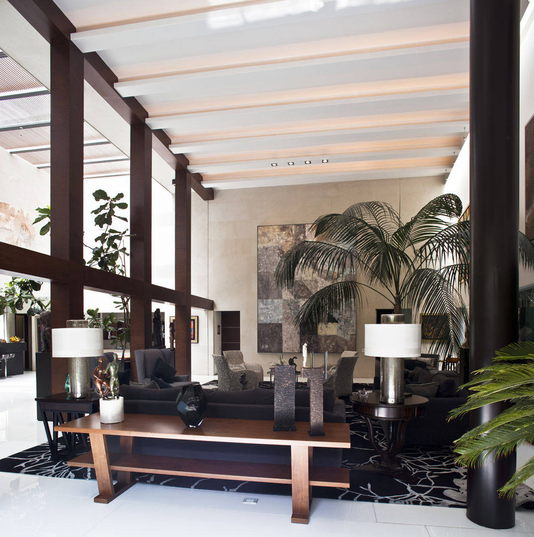 Casa H Cm2 Management Salones de estilo minimalista