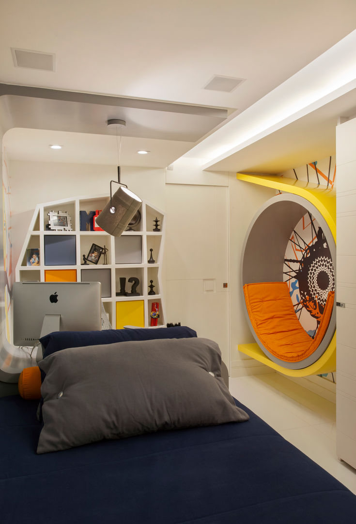 homify Modern nursery/kids room