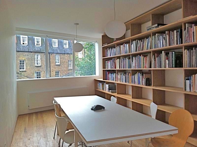 Library Room Caseyfierro Architects مكتب عمل أو دراسة خزانات ورفوف