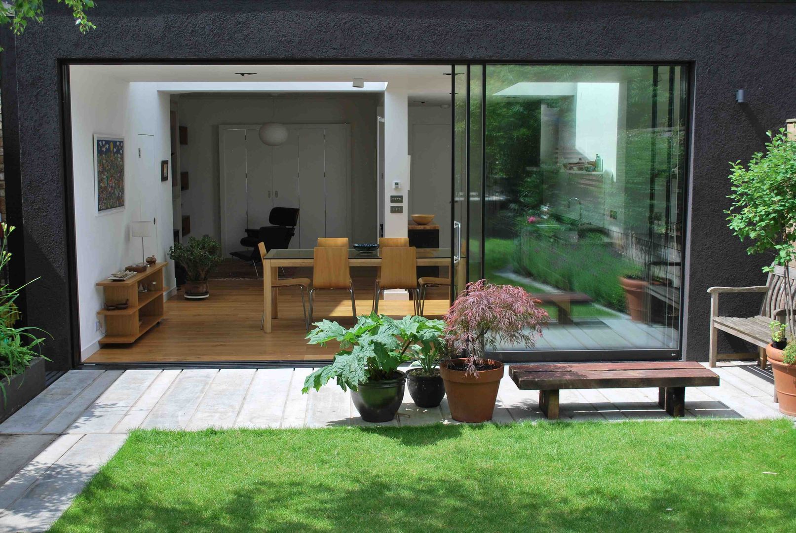 Suburban House Extension North London, Caseyfierro Architects Caseyfierro Architects Modern windows & doors