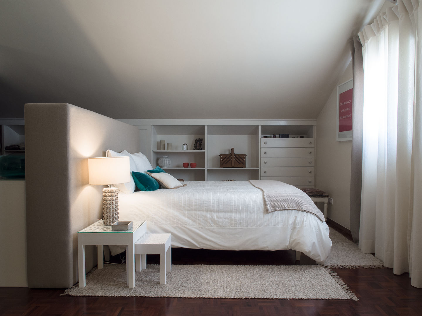 DP Bedroom - Sintra, MUDA Home Design MUDA Home Design Bedroom