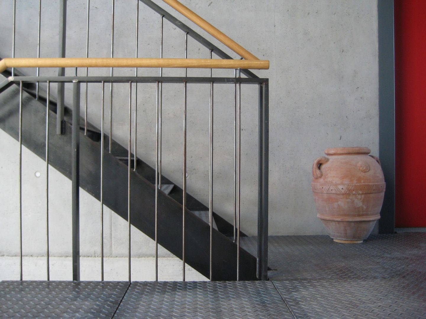 Grüne Lofts, planugsgruppe agsn architekten GmbH planugsgruppe agsn architekten GmbH industrial style corridor, hallway & stairs