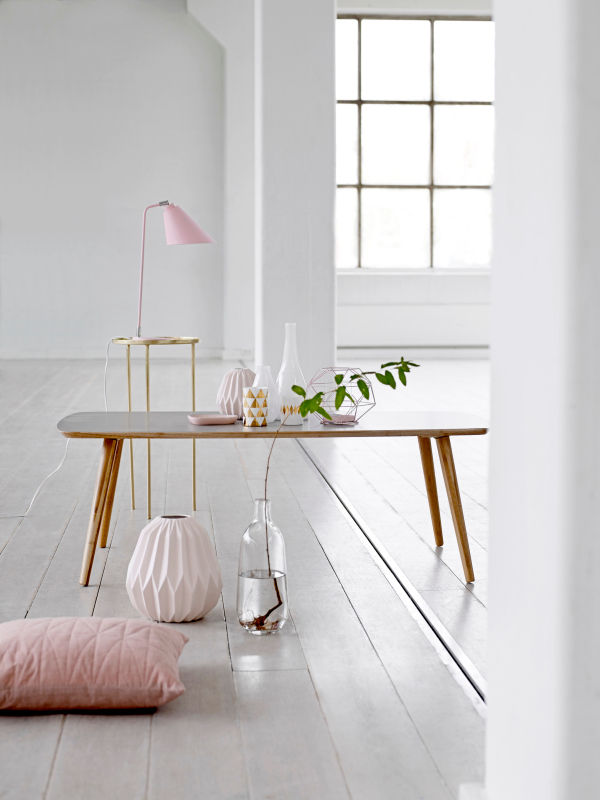 UNIVERS AUX INSPIRATIONS SCANDINAVES & JOLIS OBJETS POUR MAISON POÉTIQUE, SIMPLE & NATURELLE..., Rue de la Déco Rue de la Déco Casas escandinavas Acessórios e Decoração