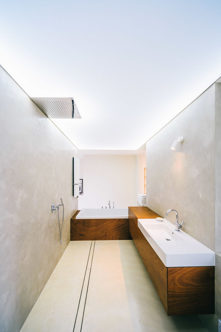 house of architects_7_arc2 ArC2 Fabryka Projektowa sp.z o.o. Minimalist style bathroom