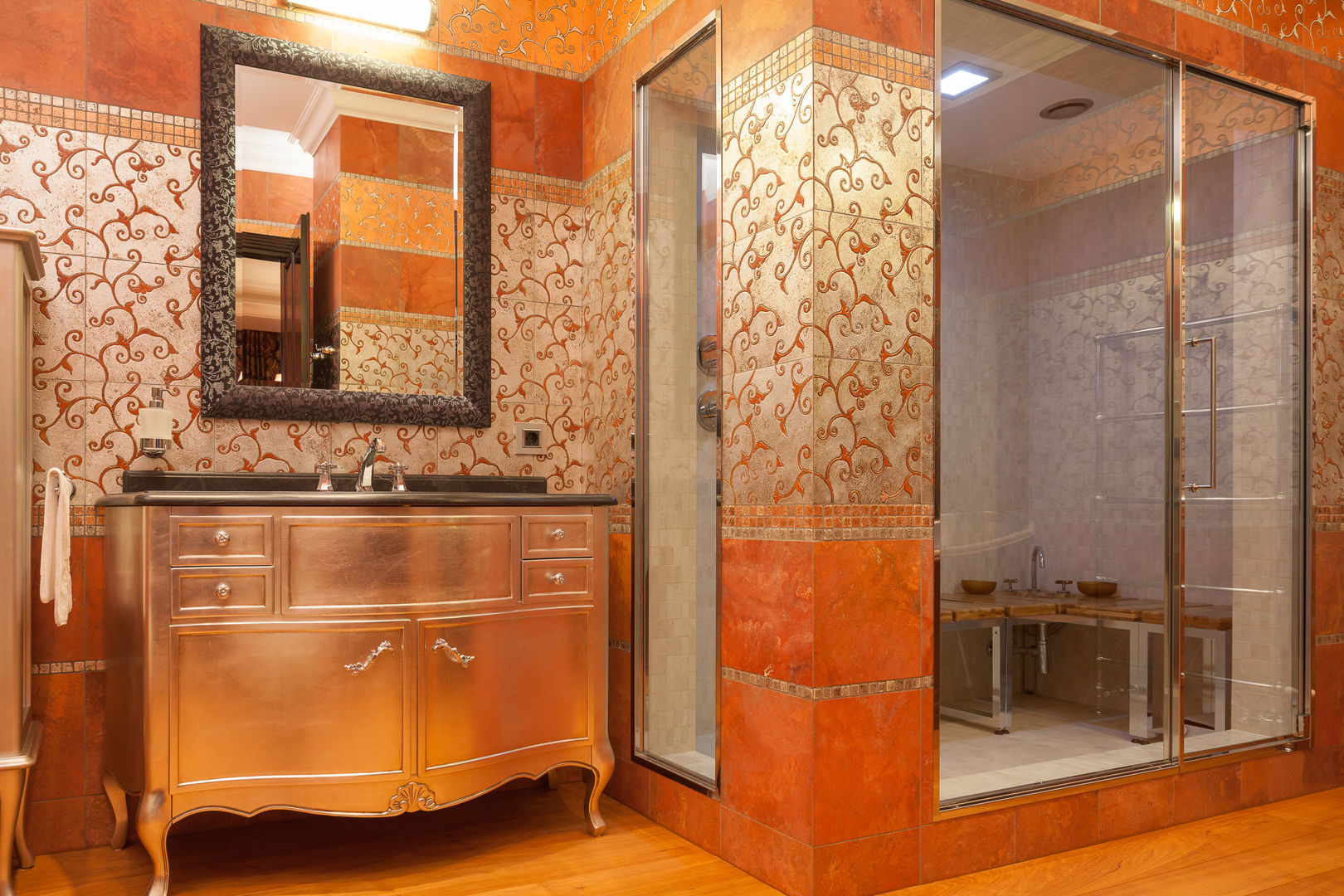 Двухэтажная квартира в Лаврушинском переулке 270 м2, Gallery 63 Gallery 63 Classic style bathroom