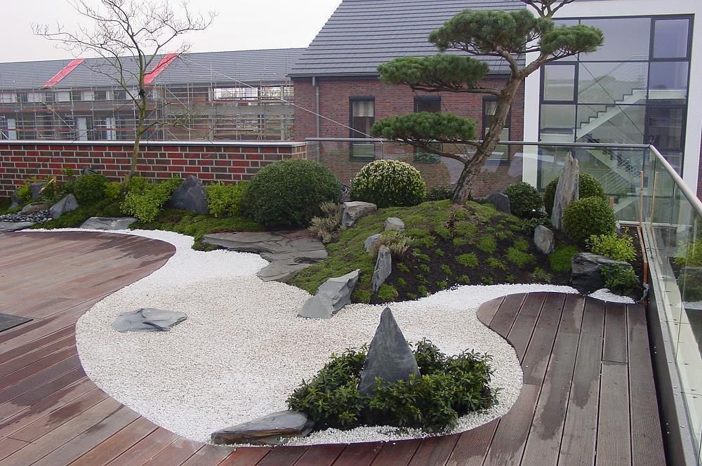 Über den Dächern von Leer, Kokeniwa Japanische Gartengestaltung Kokeniwa Japanische Gartengestaltung Jardines de estilo asiático