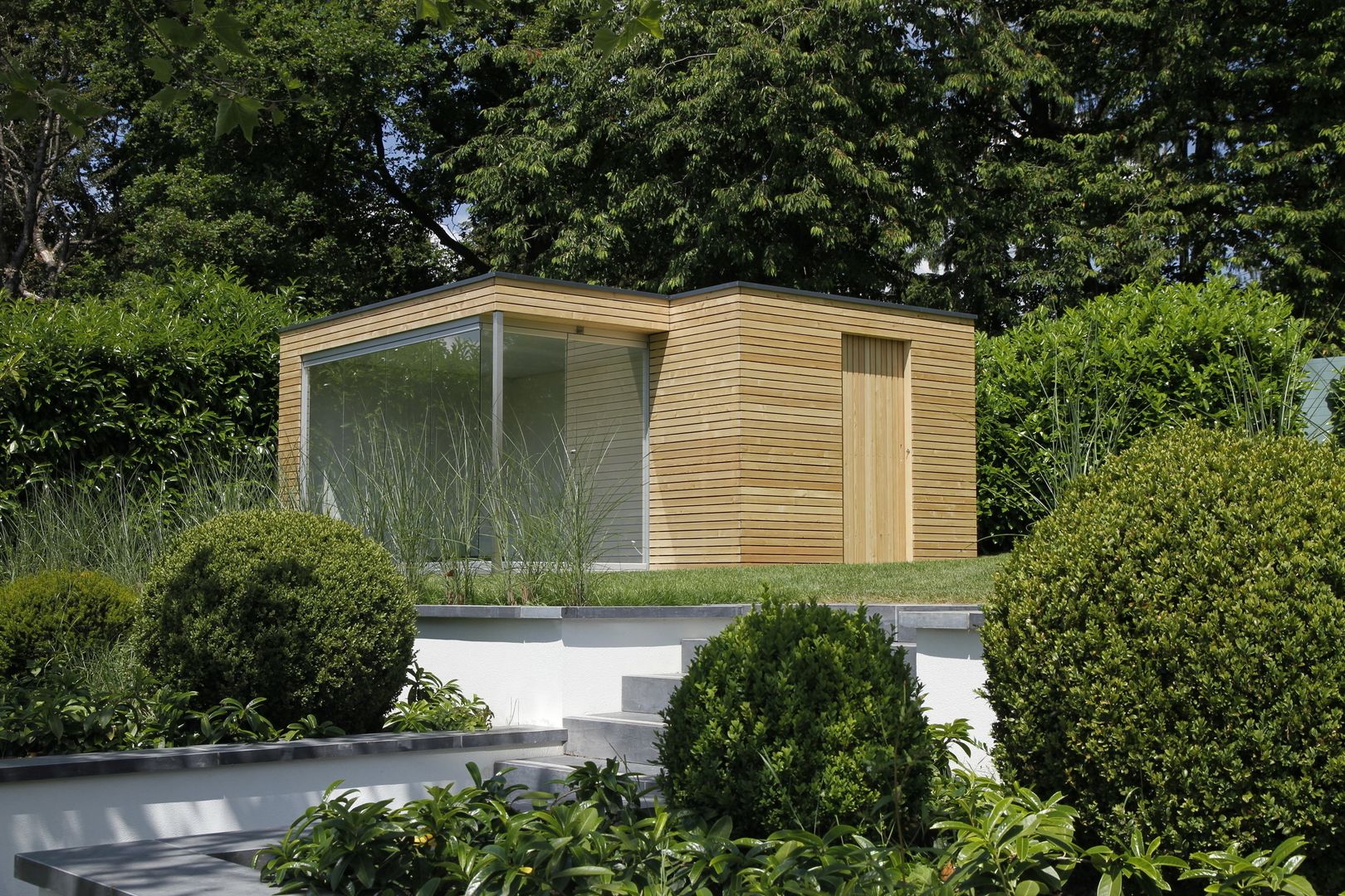 Gartenlounge, Gartenhauptdarsteller Gartenhauptdarsteller 庭院