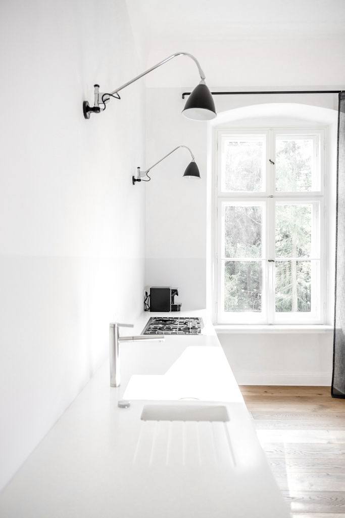 Dom pod Berlinem, Loft Kolasiński Loft Kolasiński Dapur Gaya Skandinavia Batu Bench tops