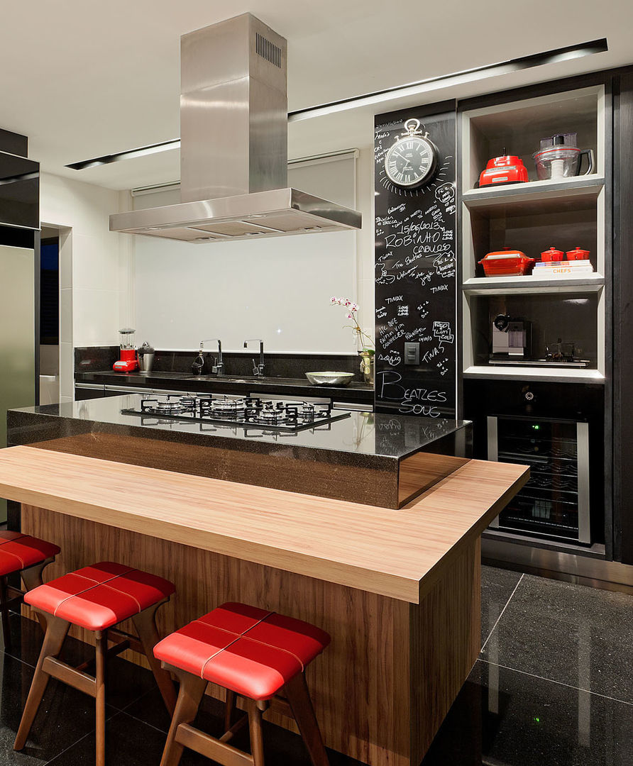 Apartamento Vila Grimm, LEDS Arquitetura LEDS Arquitetura Modern kitchen