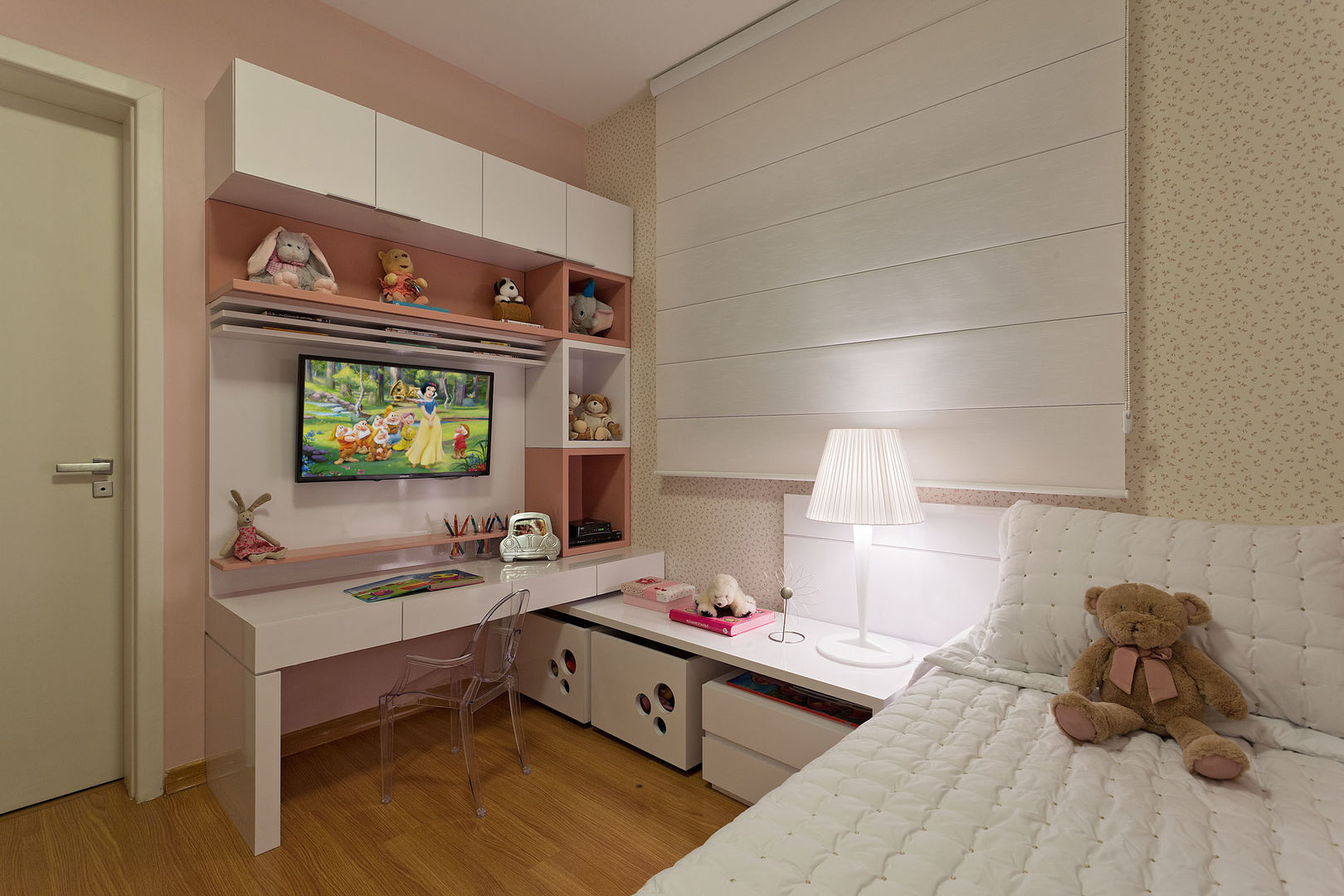 Quarto Infantil menina, LEDS Arquitetura LEDS Arquitetura Modern nursery/kids room