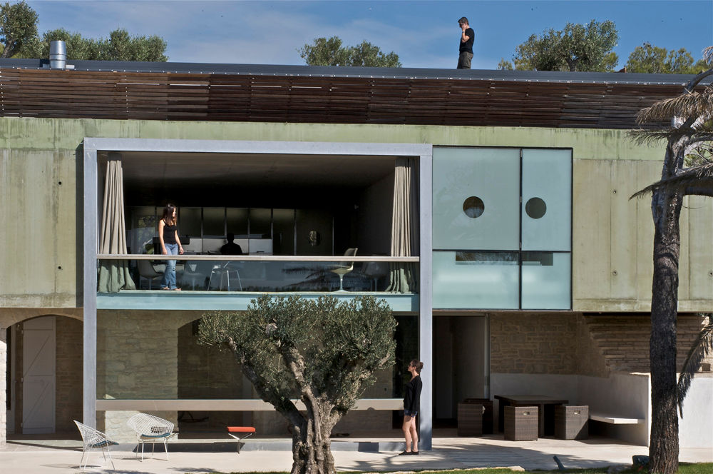 Maison Piscine, St Cyr sur Mer, MOA architecture MOA architecture Casas mediterrânicas