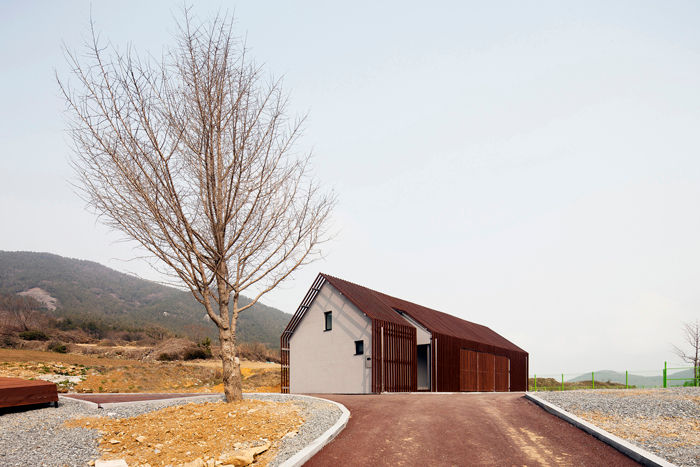 청산도 느린섬 여행학교 | 슬로푸드 작업장 (주)오우재건축사사무소 OUJAE Architects 모던스타일 주택