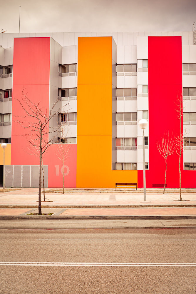 Viviendas sociales. Nuevas arquitecturas en Madrid, Pedro Cobo, fotografía Pedro Cobo, fotografía Rumah Modern