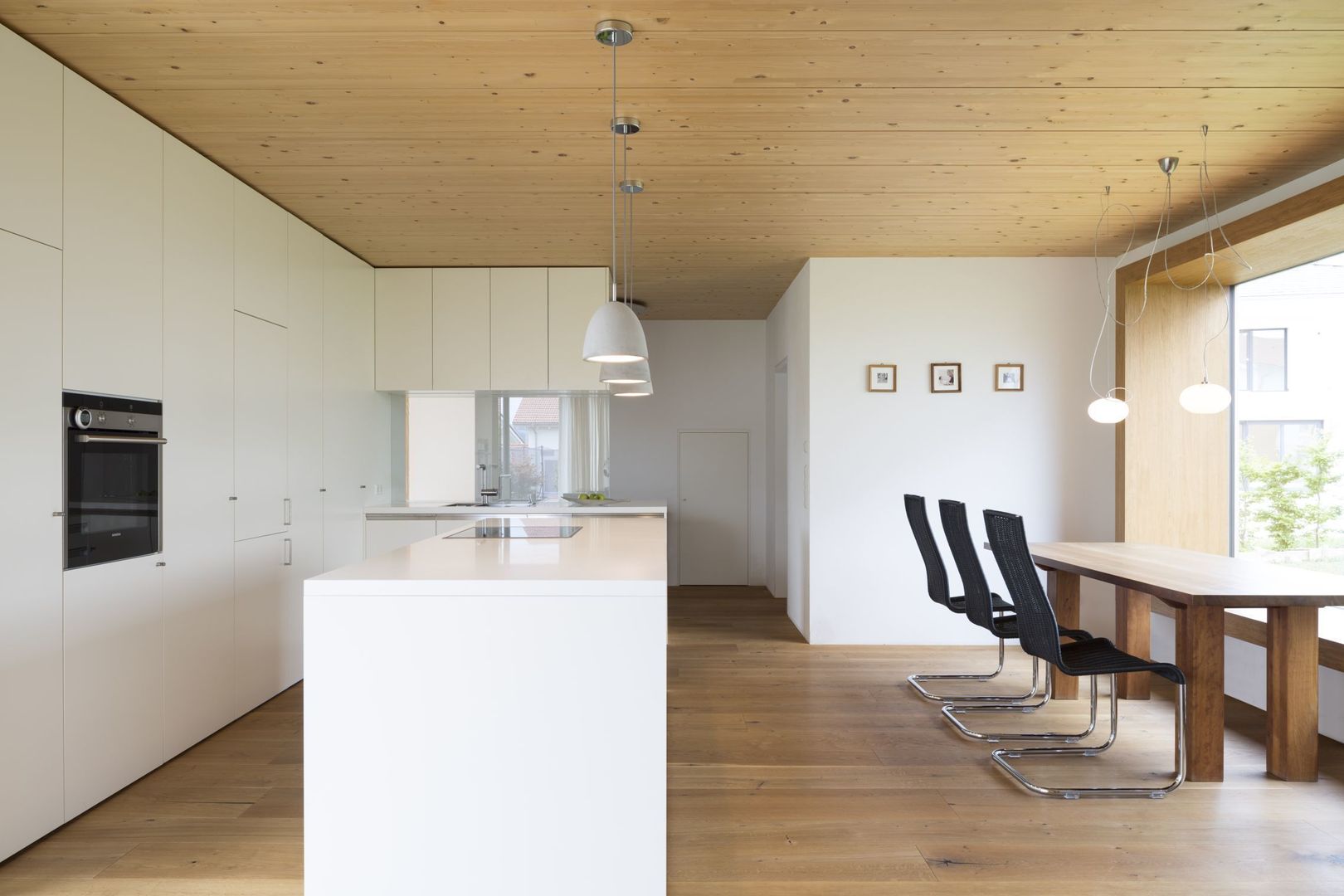 Haus Brunner, architektur + raum architektur + raum Modern dining room