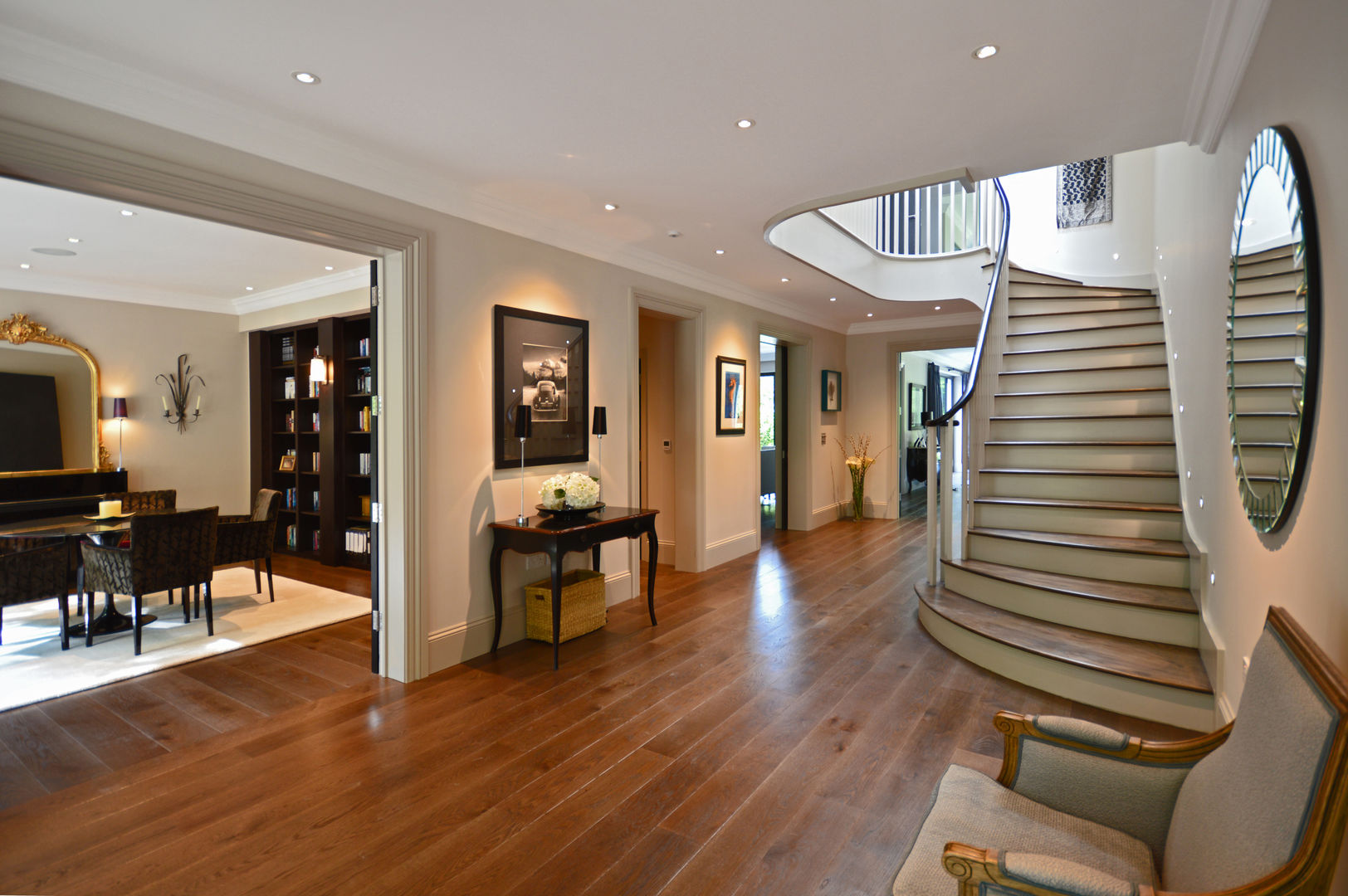 The hall Zodiac Design Modern Corridor, Hallway and Staircase