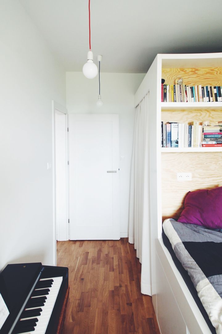 Plywood Warsaw, OFD architects OFD architects Camera da letto in stile scandinavo