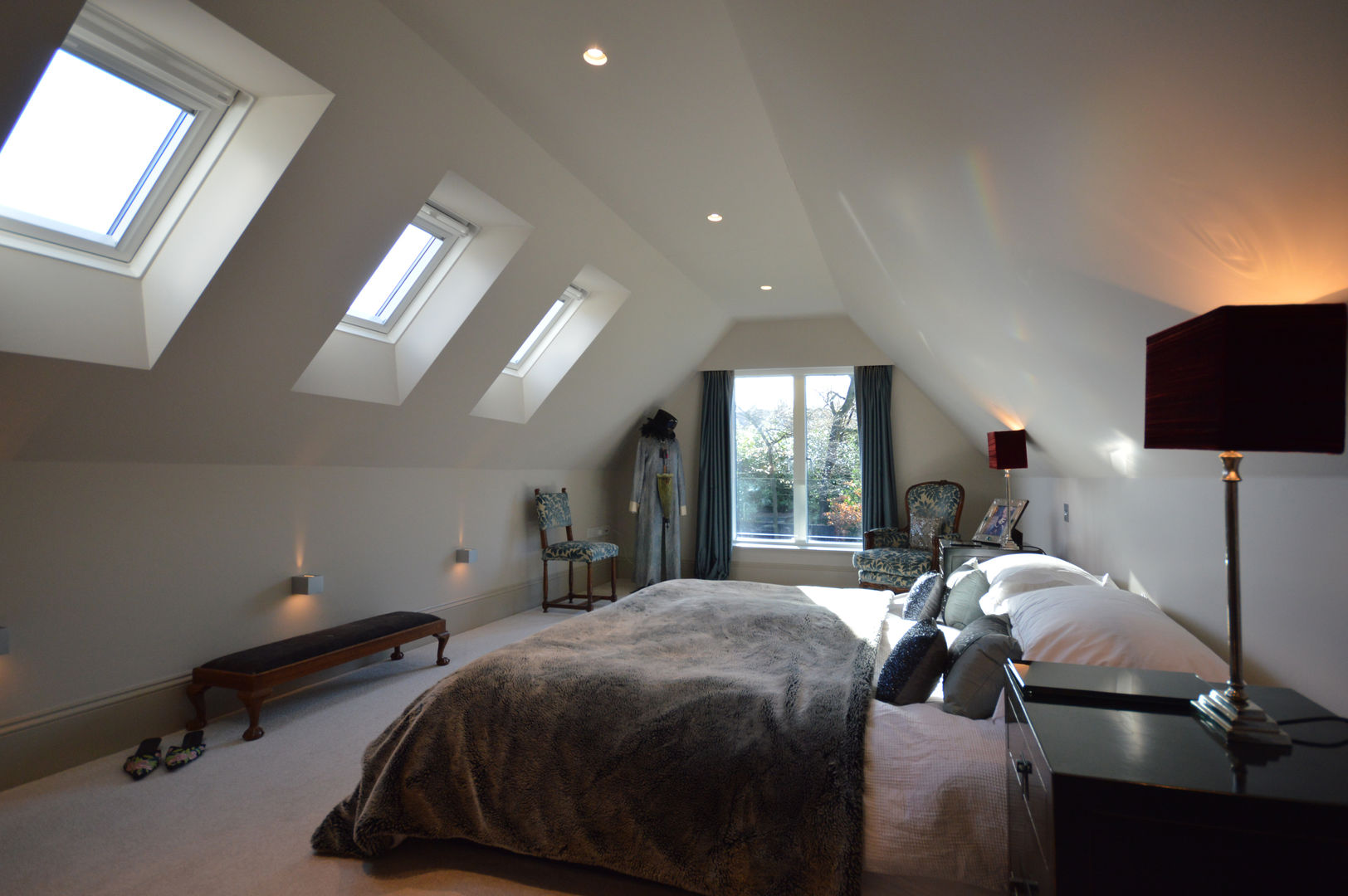 The master bedroom Zodiac Design Modern Yatak Odası