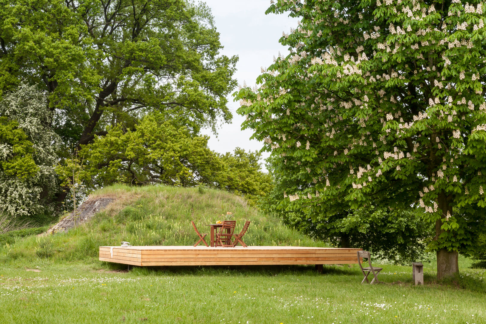 Bunker in Vuren (The Netherlands), B-ILD Architects B-ILD Architects Casas rurales