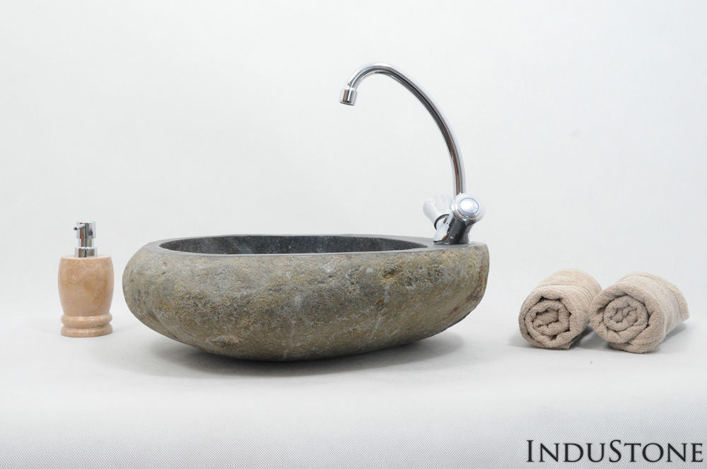 Umywalki z kamienia rzecznego RIVER STONE, Industone Industone Tropical style bathroom Sinks